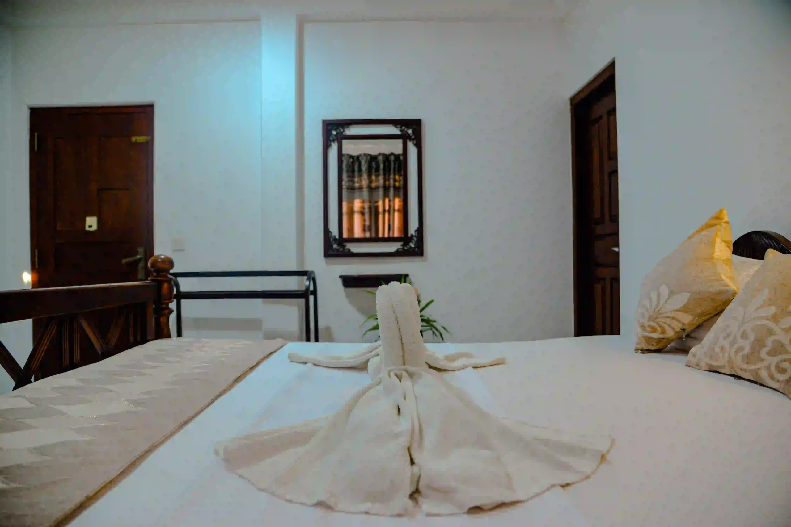 Italia_city_Room1_4