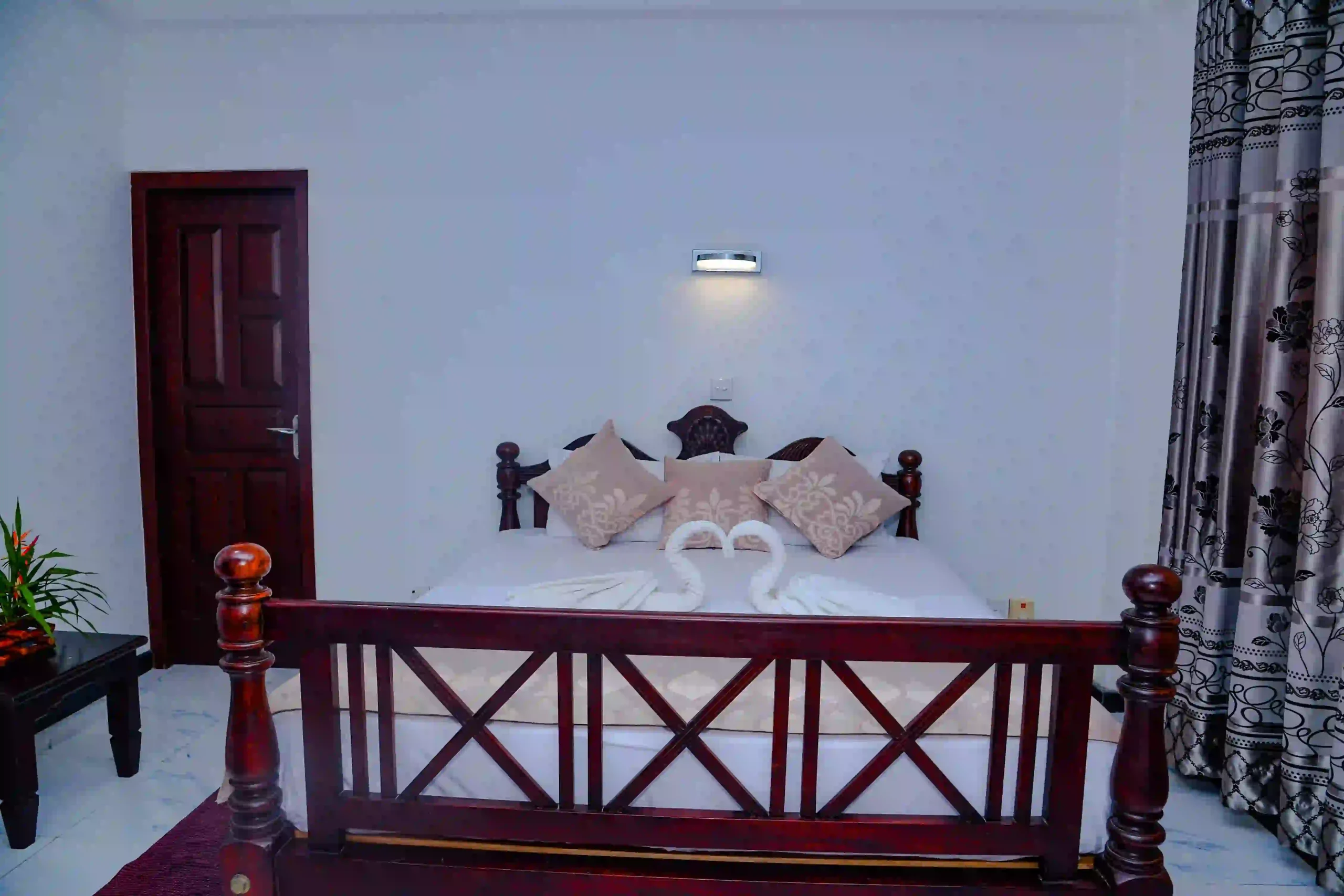 Italia_city_Room1_5