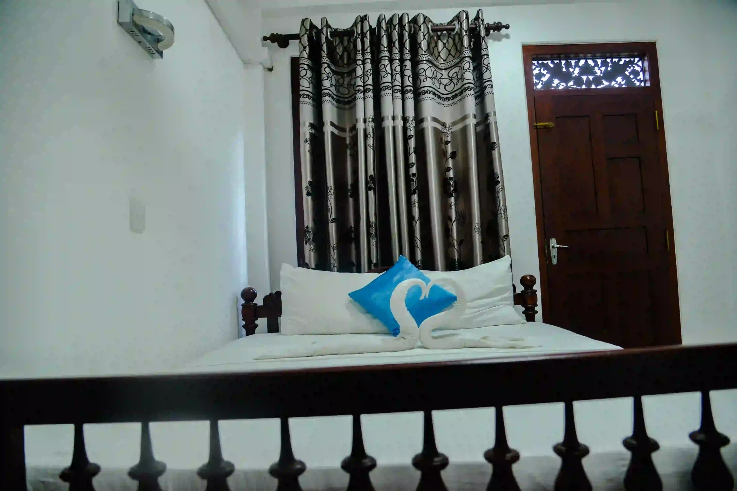 Italia_city_Room3_4
